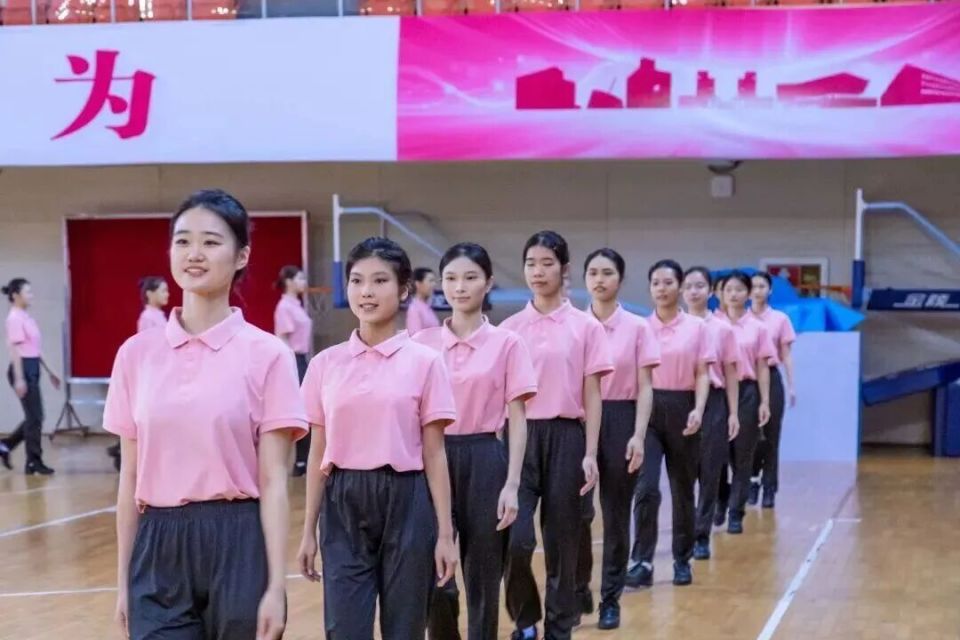 坚持